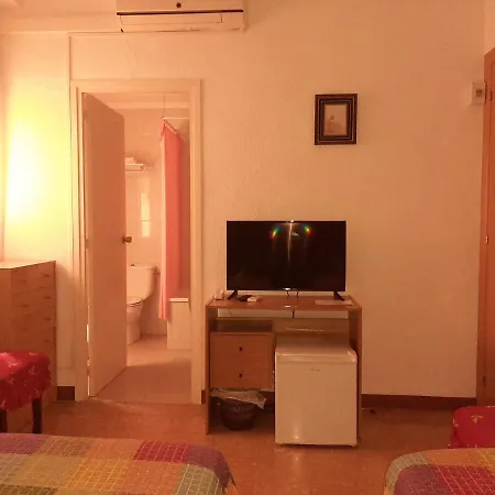 Platja 4* カンブリルス