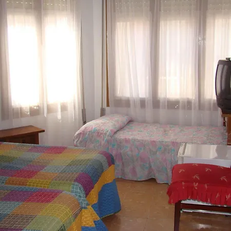 Guest house Platja 2*